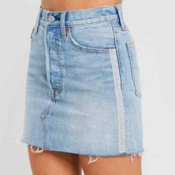 NEW! LEVI'S Premium Deconstructed Rhinestone Mini Denim Jean Skirt 32. - Picture 5 of 11